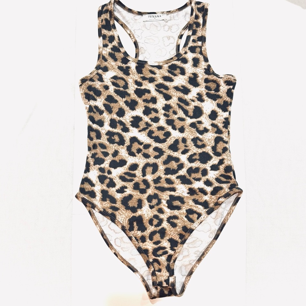 Zenana Womens Leopard Print Bodysuit w/ 2 Snap Buttons Racerback Sz Small NWOT